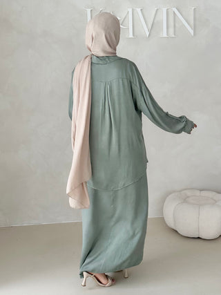 Lia Zweiteiler mit ÄRMELLOSEM KLEID