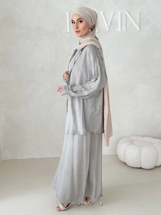 Lia Zweiteiler mit ÄRMELLOSEM KLEID