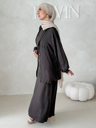 Lia Zweiteiler mit ÄRMELLOSEM KLEID