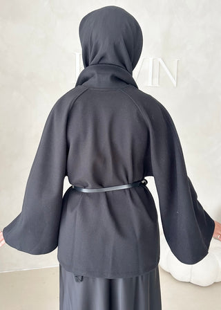 Liz Jacke mit Gürtel