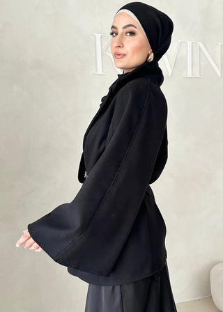 Liz Jacke mit Gürtel