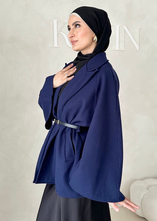 Liz Jacke mit Gürtel