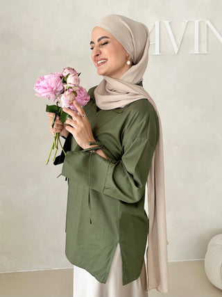 Basic Bluse mit Schnürdetail