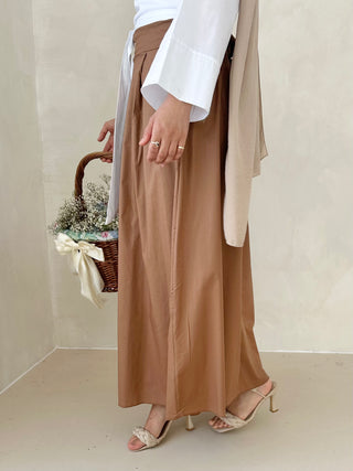 Lina Rock MIT SCHLEIFE