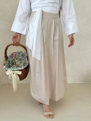 Lina Rock MIT SCHLEIFE