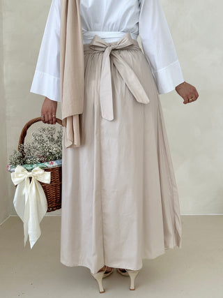 Lina Rock MIT SCHLEIFE