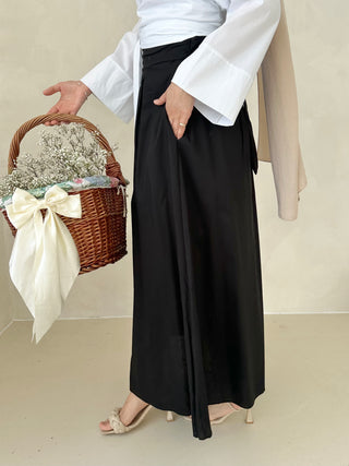 Lina Rock MIT SCHLEIFE