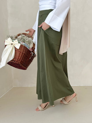 Lina Rock MIT SCHLEIFE