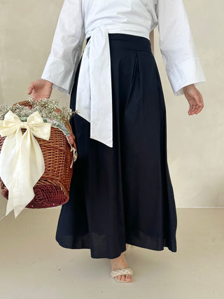 Lina Rock MIT SCHLEIFE