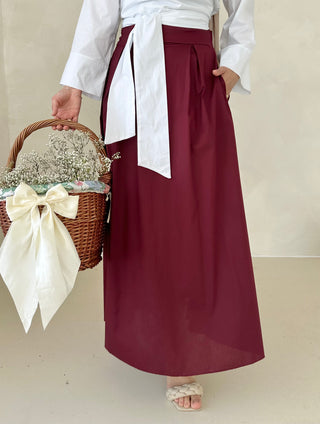 Lina Rock MIT SCHLEIFE