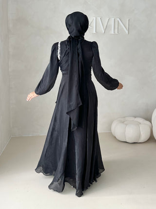 Eléa Abendkleid mit Strasssteinen