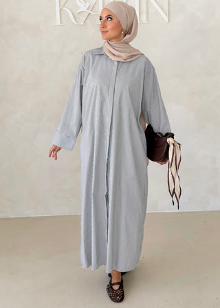 Liniertes Hemdkleid