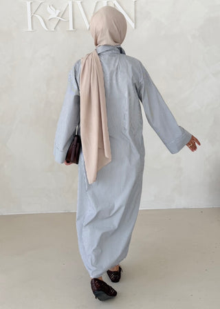 Liniertes Hemdkleid