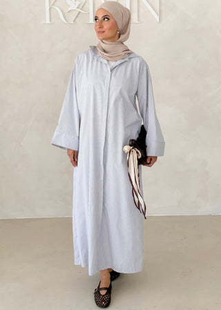 Liniertes Hemdkleid