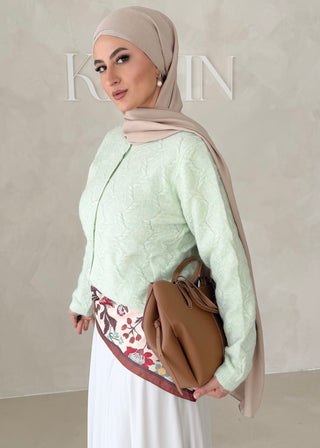 Cardigan mit Perlenknöpfen