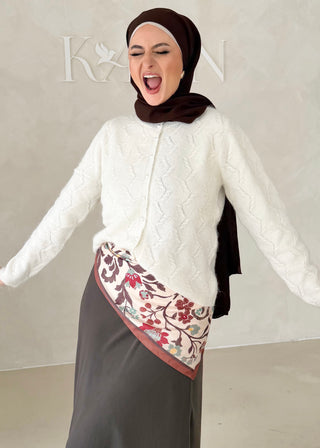 Cardigan mit Perlenknöpfen