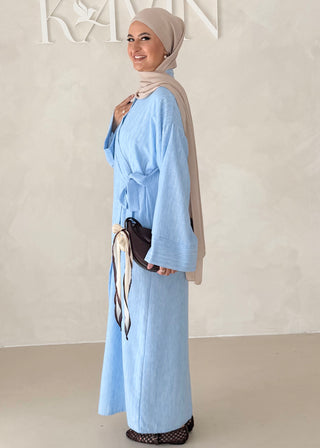 Liniertes Wickelkleid