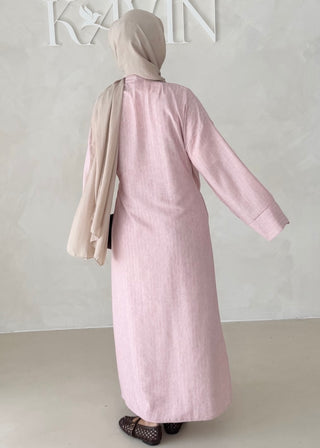 Liniertes Wickelkleid