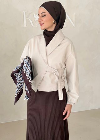 Short Jacke mit Gürteldetail