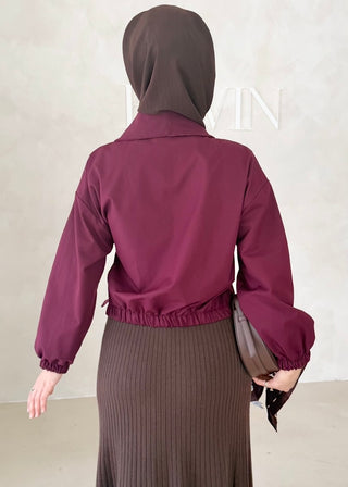 Short Jacke mit Gürteldetail