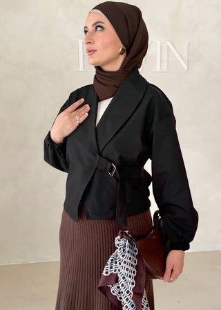 Short Jacke mit Gürteldetail