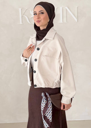 Short Jacke mit Knöpfen