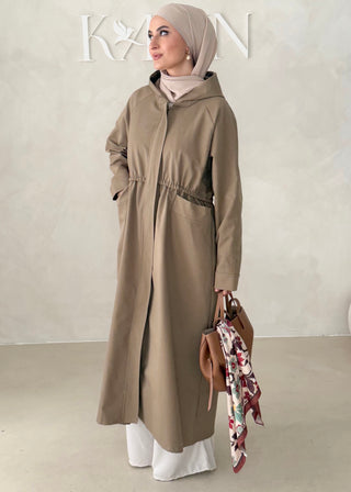 Jacke mit Reisverschluss und Kapuze