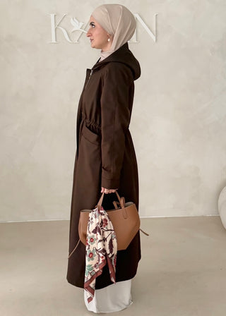 Jacke mit Reisverschluss und Kapuze
