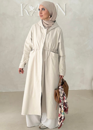 Jacke mit Reisverschluss und Kapuze