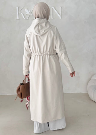 Jacke mit Reisverschluss und Kapuze