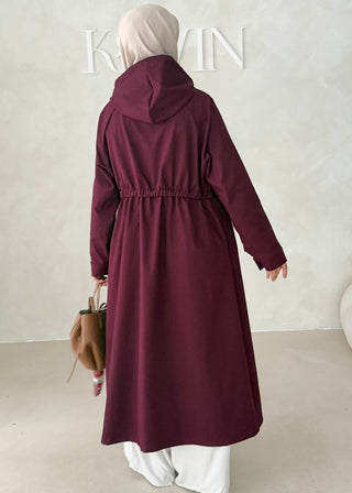 Jacke mit Reisverschluss und Kapuze