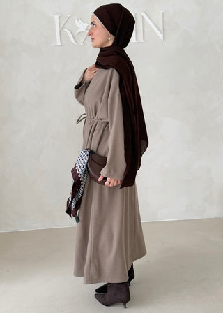 Soft Abaya mit Gürtel