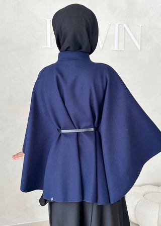 Lafée Cape mit Gürtel
