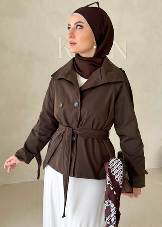 Short Trenchcoat mit Gürtel
