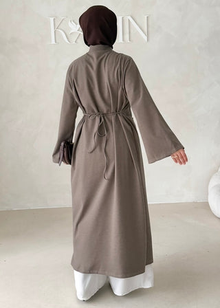 Japandi Kleid mit Schlitz