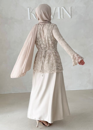 Abendkleid aus Spitze