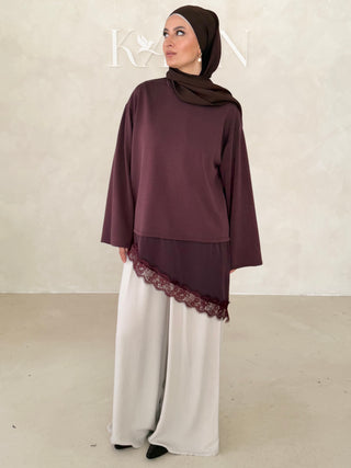Asymmetrisches Oberteil mit Spitze