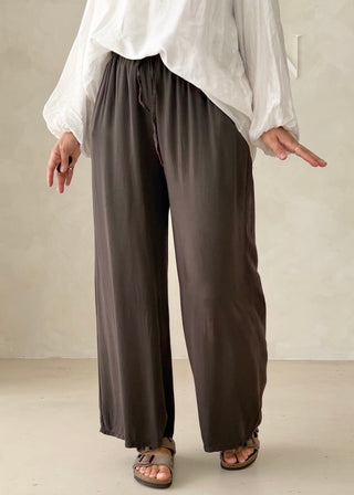 Nefes Hose MIT Schnürchen