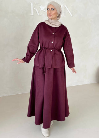 Zweiteiler in Wildlederoptik