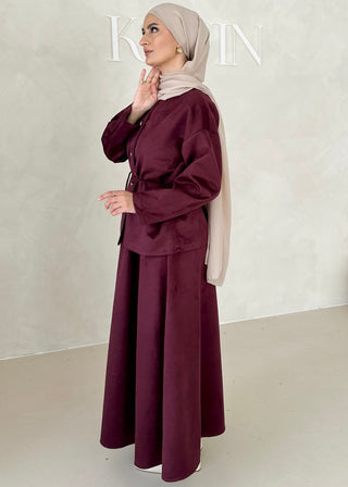 Zweiteiler in Wildlederoptik