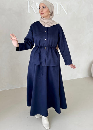 Zweiteiler in Wildlederoptik