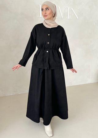 Zweiteiler in Wildlederoptik