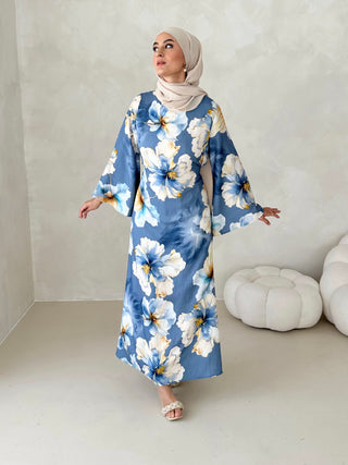Alora Kleid