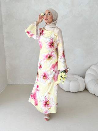 Alora Kleid