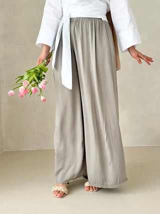 Lia Hose