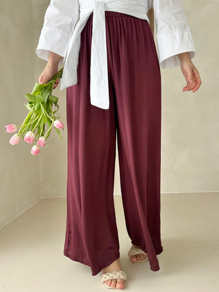 Lia Hose