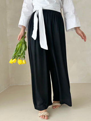 Lia Hose