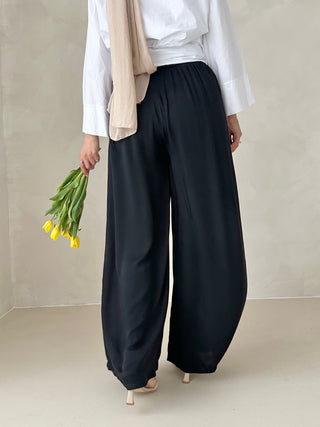 Lia Hose