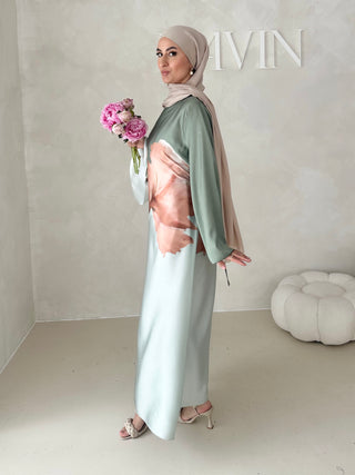 Tulpa Kleid