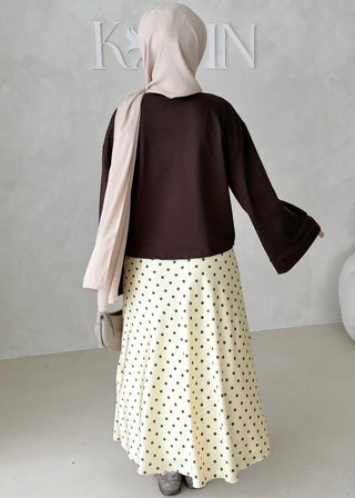 Langer Rock mit Punkten